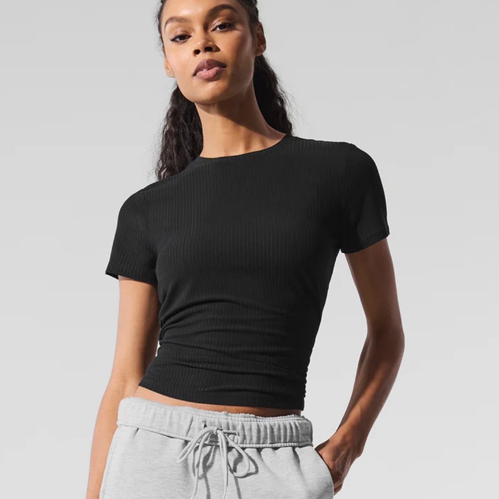 ALO Yoga Ribbed Sea Coast Tee